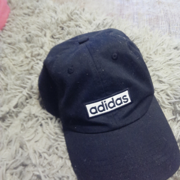 Adidas Kids Black Baseball Cap - Picture 1 of 1